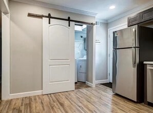 Building Photo - 414 Prince David Dr