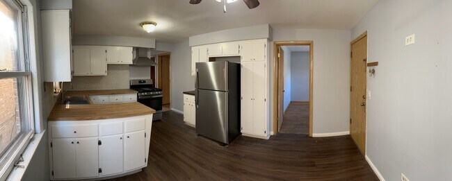 Building Photo - 2017 N 72nd Ct
