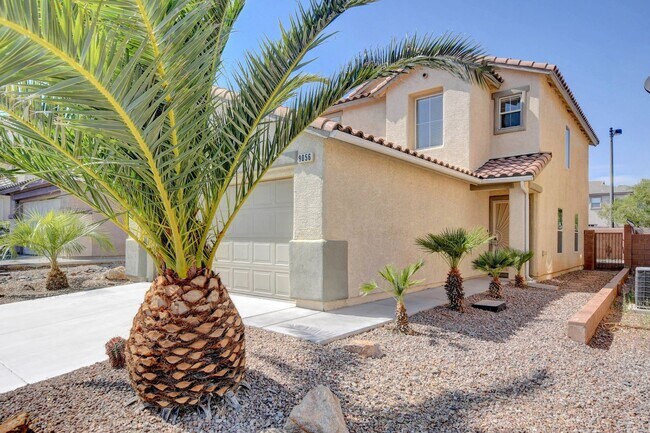 Building Photo - 4 Bedroom with Pool in Centennial Hills