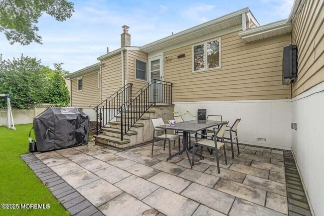 Building Photo - 188 Belmar Ave