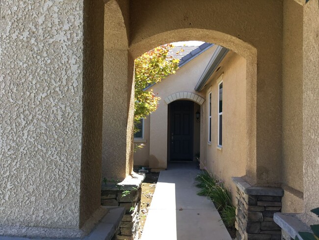 Building Photo - Welcome to Harlan Ranch!!!