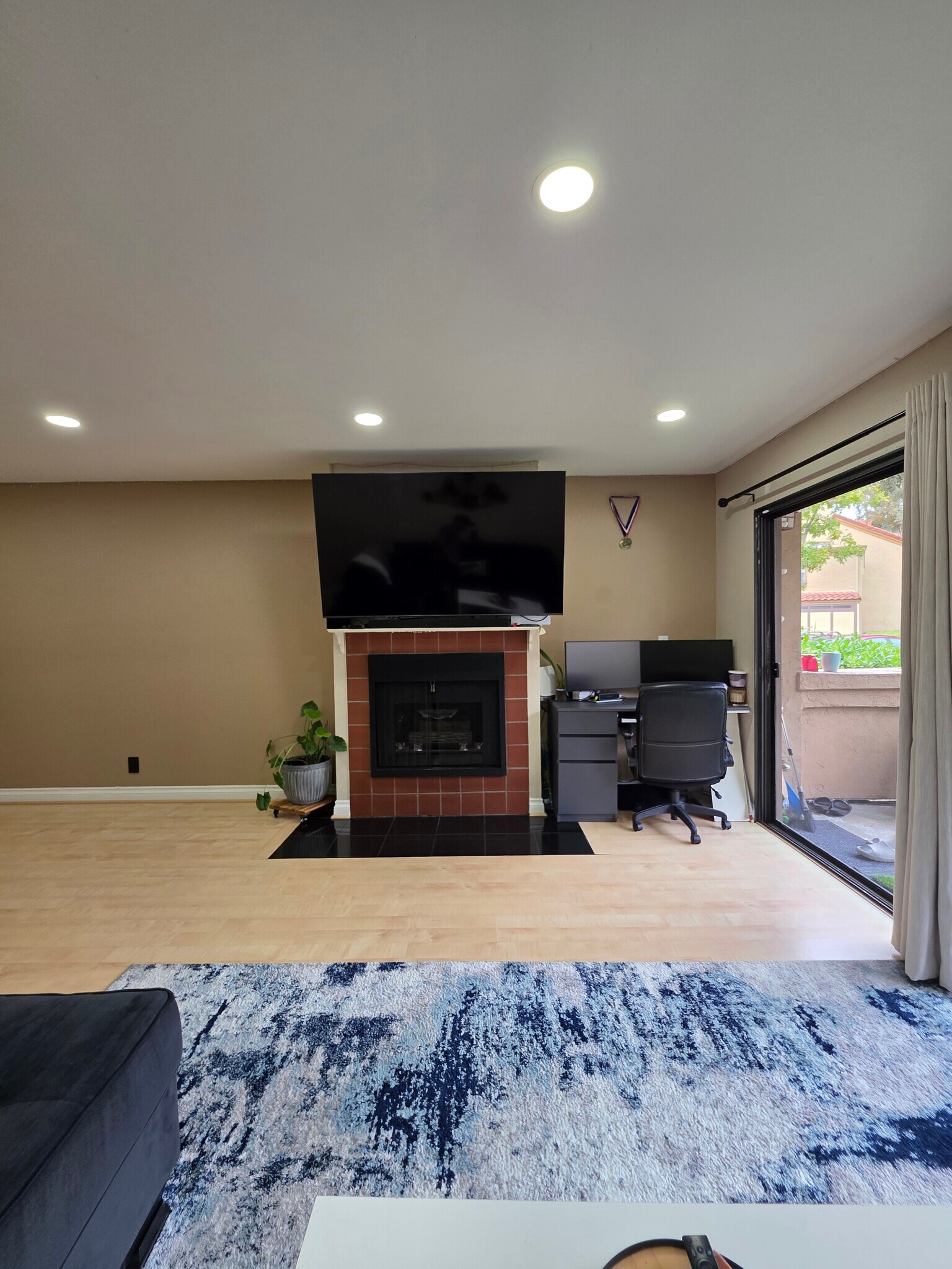 Building Photo - 9949 Scripps Westview Way