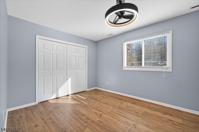 Building Photo - 7 Arapahoe Dr