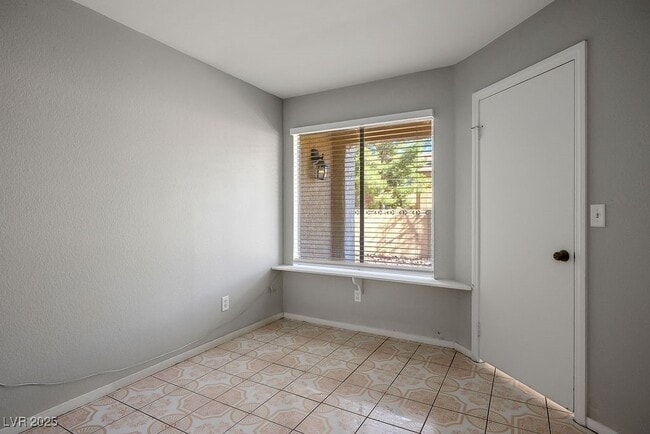 Building Photo - 3819 Terrazzo Ave