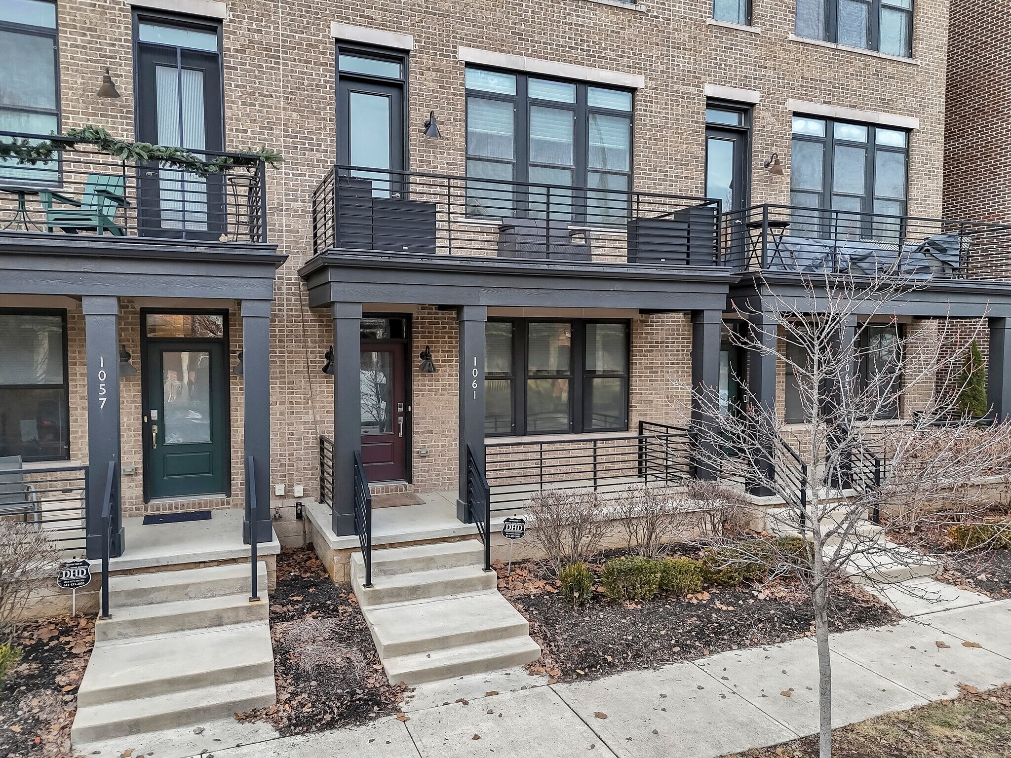 Building Photo - 1061 Harrison Park Pl