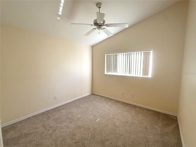 Building Photo - 731 Waterside Ct