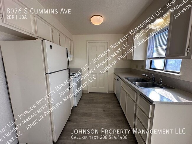 Building Photo - 8076 S Cummins Ave