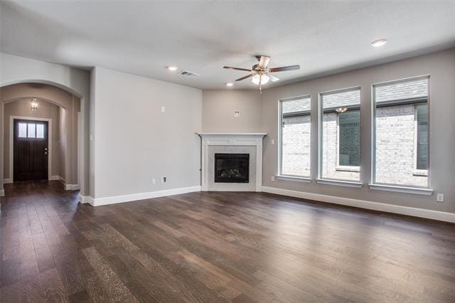 Building Photo - 2133 Barx Dr