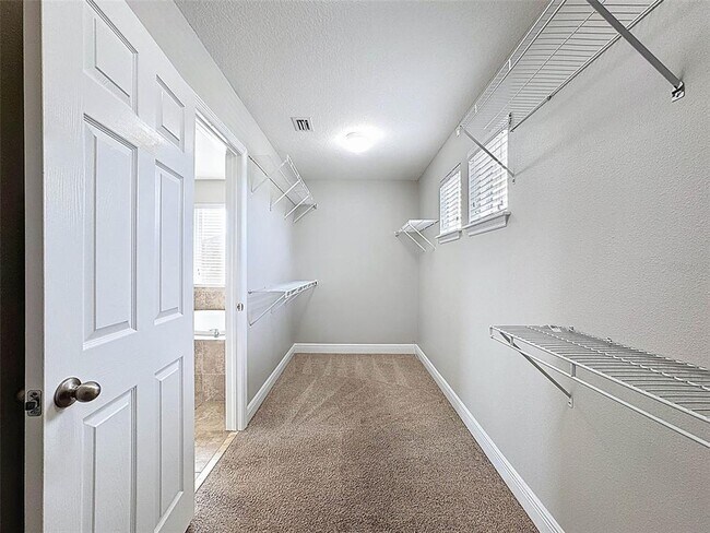 Building Photo - 1606 Feather Grass Loop