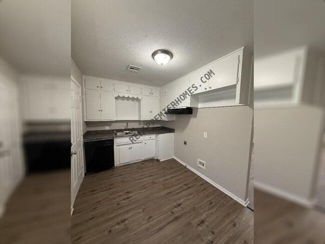 Building Photo - 1133 NW 84th St