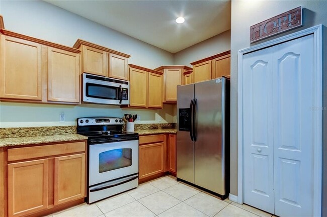 Building Photo - 1408 Ballard Green Pl