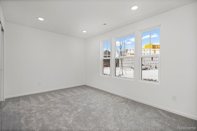 Building Photo - 43071 Atwood Ave