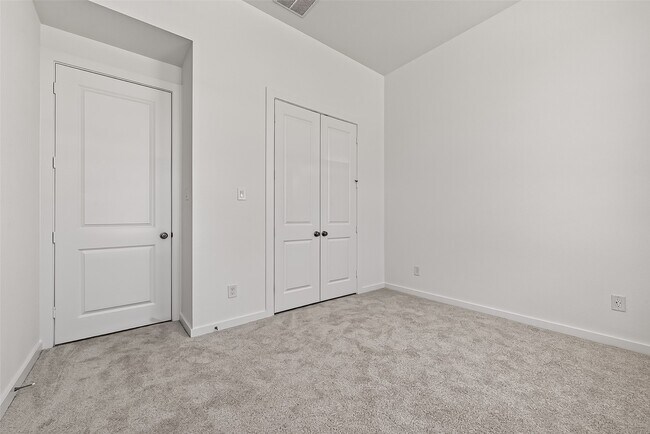 Building Photo - 5802 Reef Rdg Dr