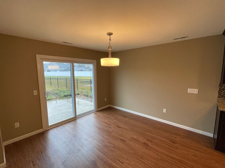 Building Photo - 17225 Hudson Cv