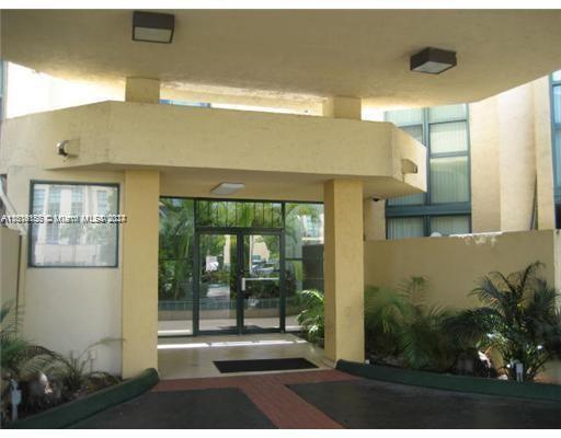 Building Photo - 2055 SW 122nd Ave