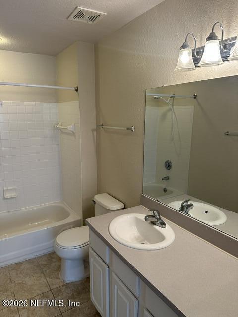 Building Photo - 13700 Richmond Park Dr N