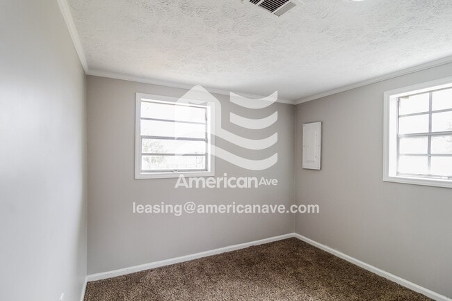 Building Photo - 1107 Jackson Ln
