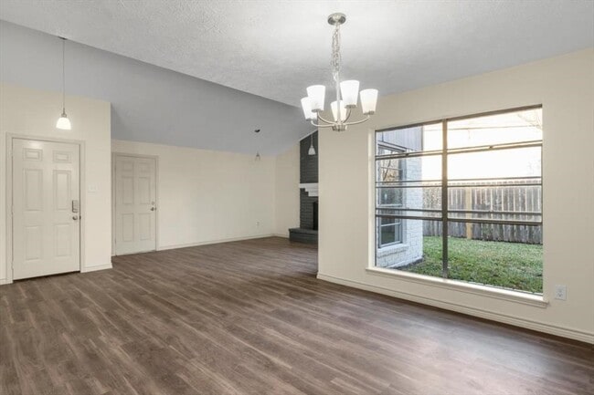 Building Photo - 1207 Whispering Pine Dr