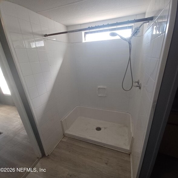 Building Photo - 10262 Roadway Dr