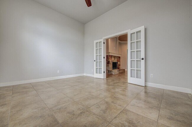 Building Photo - 110 Kou Ct