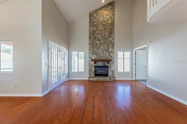 Building Photo - 4303 Longfellow Dr