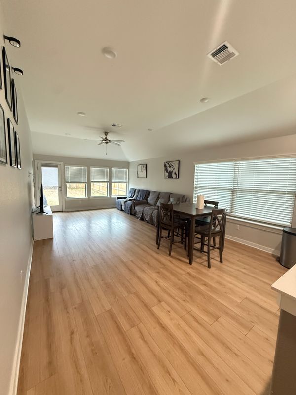 Building Photo - 124 Coppers Wy