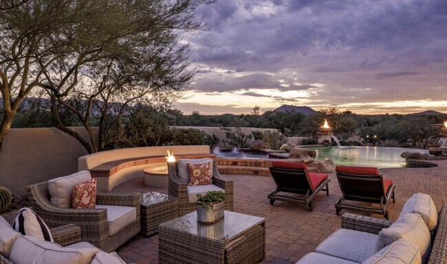 Building Photo - 13639 E Hedgehog Pl