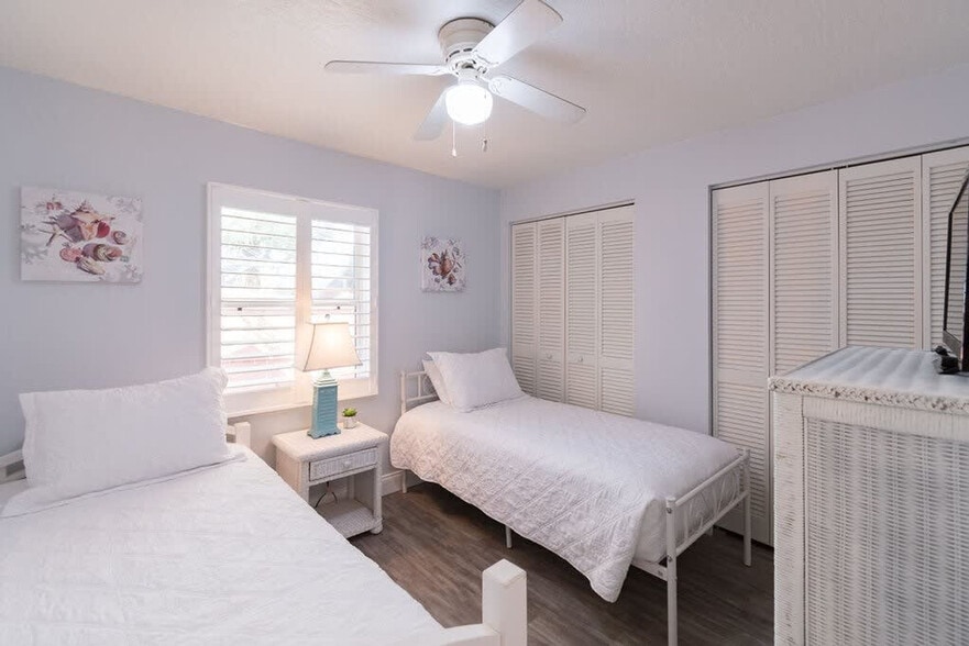 Building Photo - 120 Boskind Rd