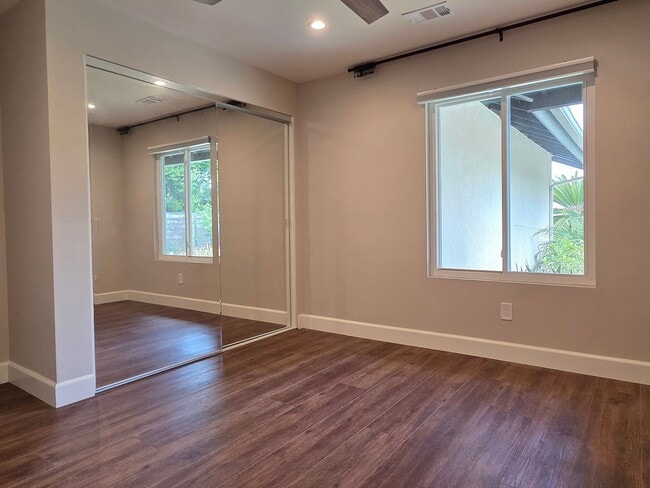 Building Photo - Stunning Coastal Retreat in Oceanside with...