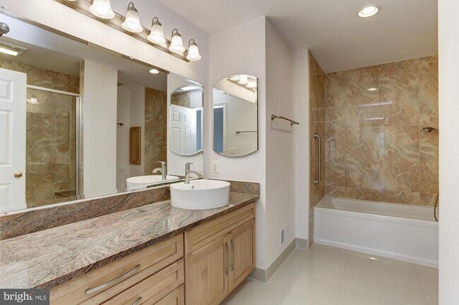 Building Photo - 7133 Swansong Wy