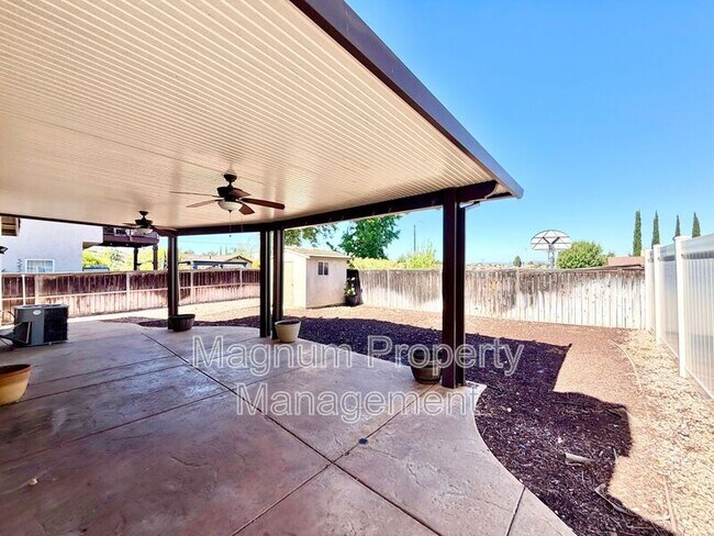 Building Photo - 37961 Veranda Way