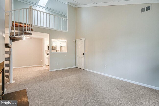 Building Photo - 13027 Shadyside Ln