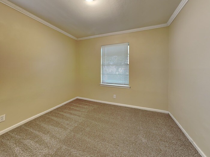 Building Photo - 614 Maydelle Ln