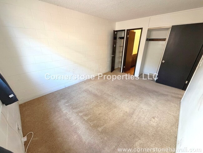 Building Photo - 98-1030-1030 Moanalua Rd