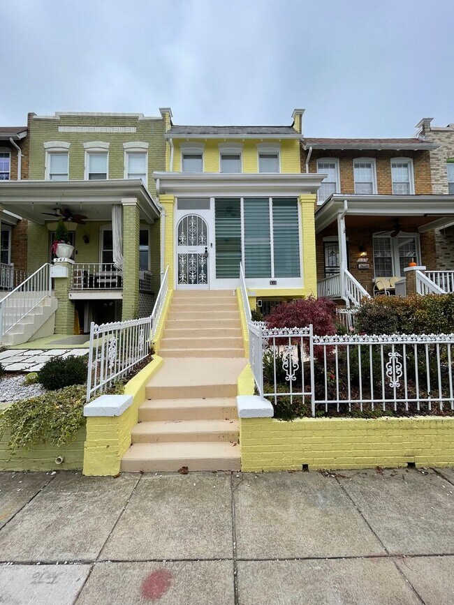 Primary Photo - Charming 1928 Row Home for Rent with Modern Amenities — 2 Bedroom 2 Full Bath w/ 2 Half Baths, 2 ...