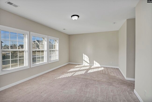 Building Photo - 5 Mapleline Ct