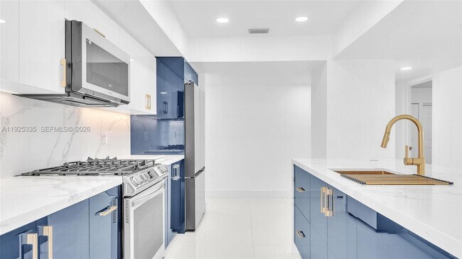 Building Photo - 11421 SW 84th St