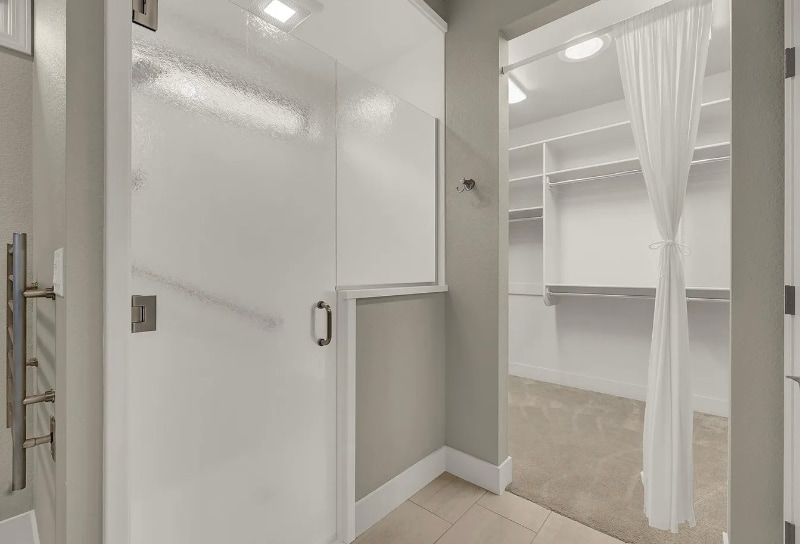 Building Photo - 2060 Lakeland Way