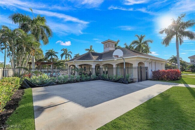 Building Photo - 1685 Serrano Cir