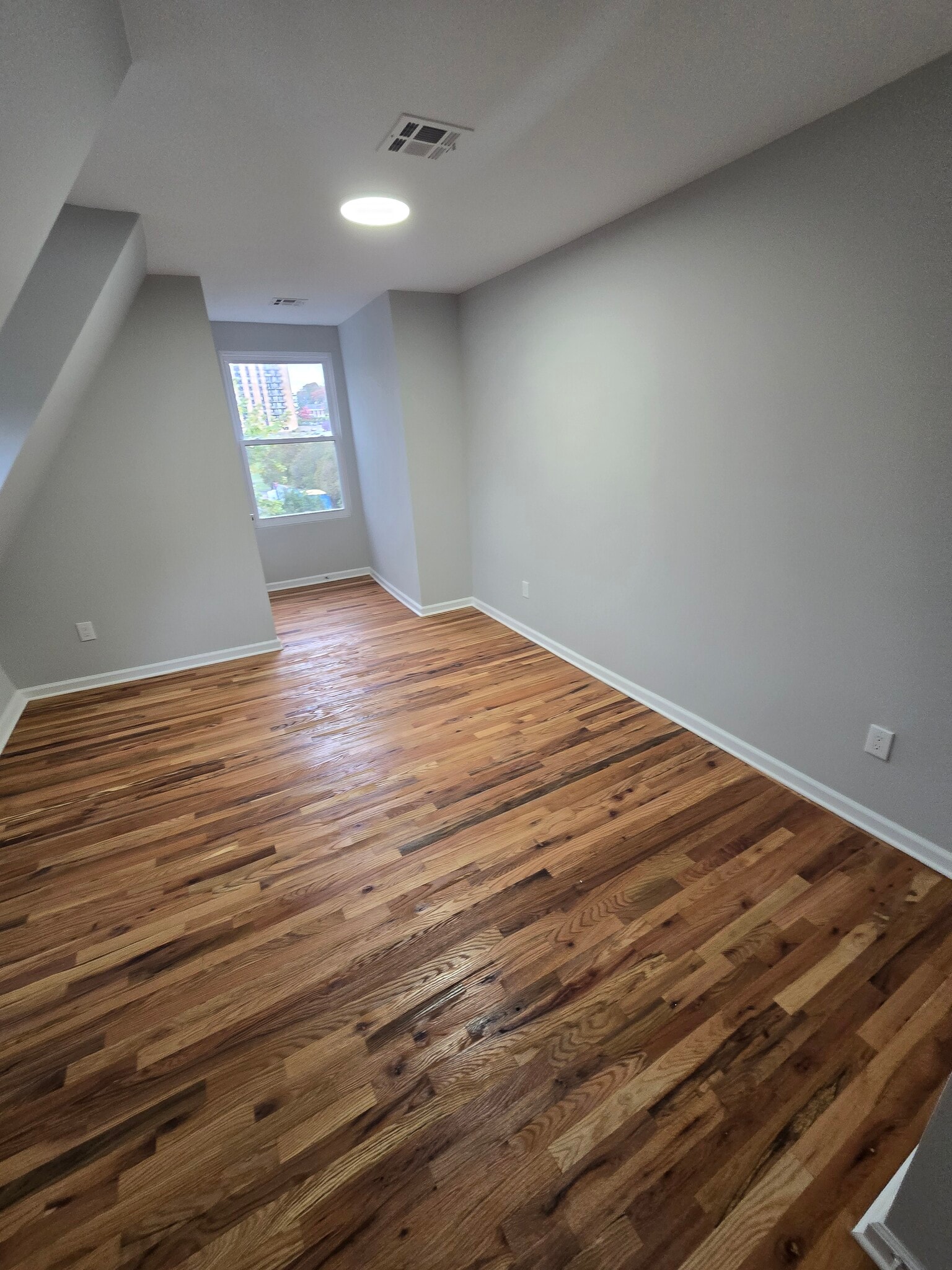 Building Photo - 231 N Clinton St