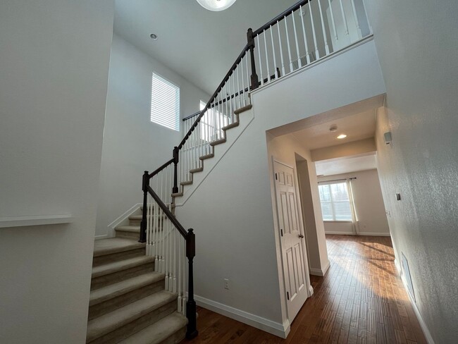 Building Photo - Fantastic Newer Home in South Fort Collins