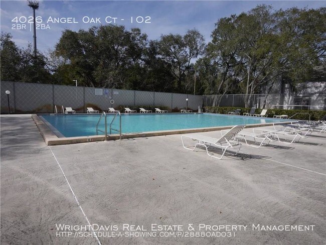 Building Photo - 2/2 Condo in North Oaks with Pool