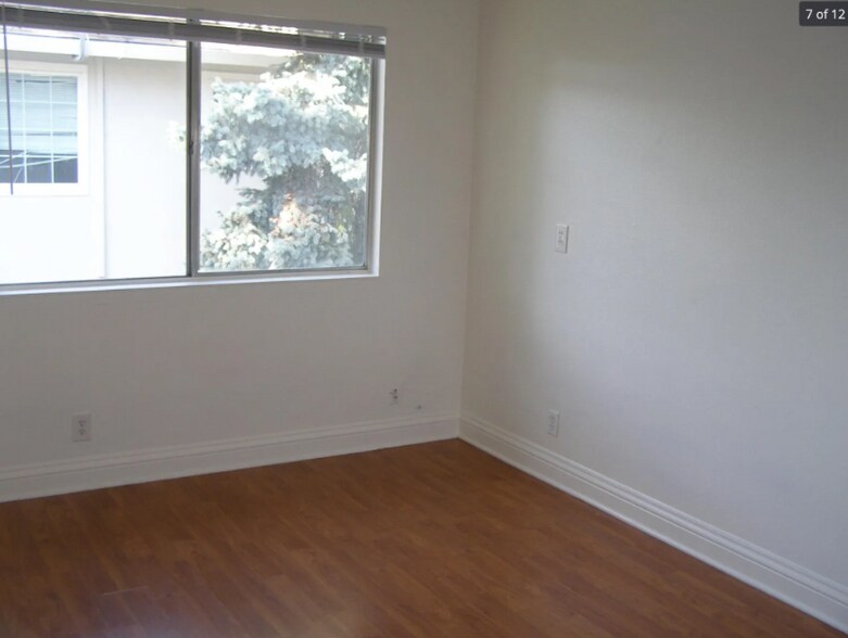 Building Photo - 1441 Del Rio Cir