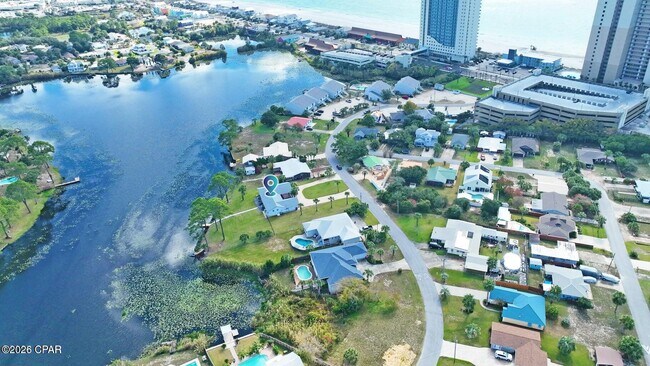 Building Photo - 263 Lullwater Dr