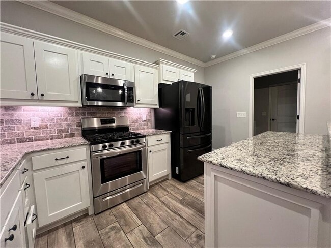 Building Photo - 597 Quartz Wy