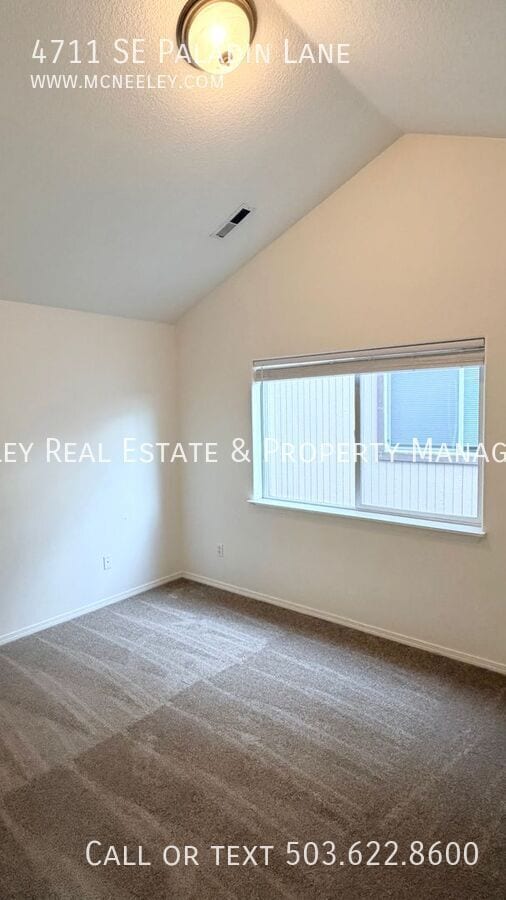 Building Photo - 4711 SE Paladin Ln