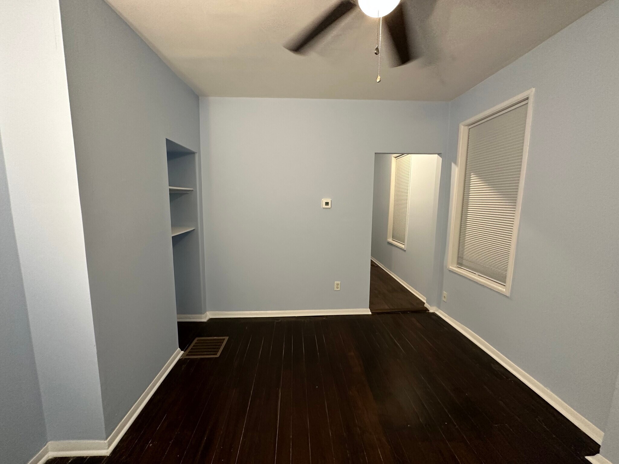 Looking in to primary bedroom suite - 751 S 22nd St