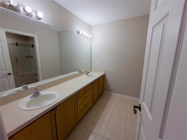 Building Photo - 14613 Old Thicket Trace