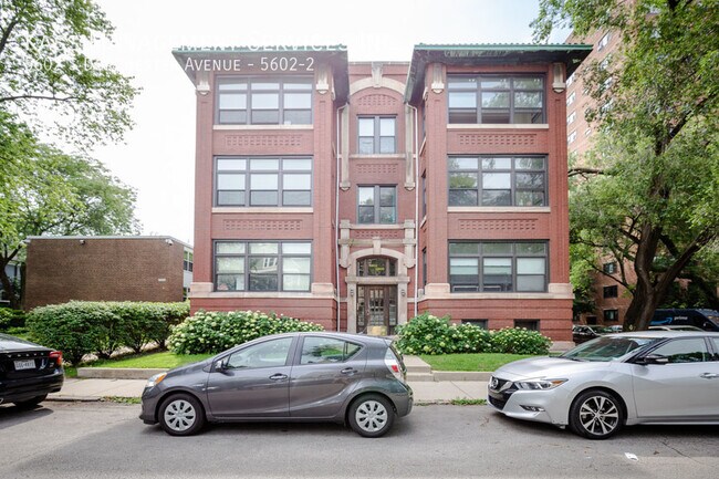 Building Photo - 5602 S Dorchester Ave