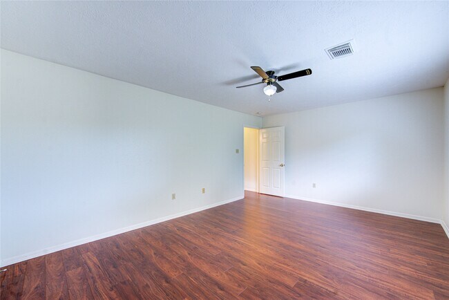 Building Photo - 14823 Atterbury Dr
